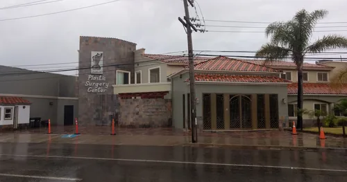 Clínica Génesis, transplante capilar en Playas de Rosarito, Baja California