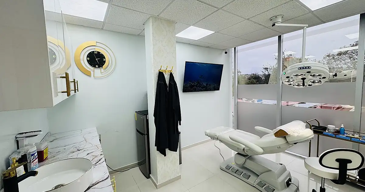 ÉLITE – Aesthetic & Hair Clinic®️