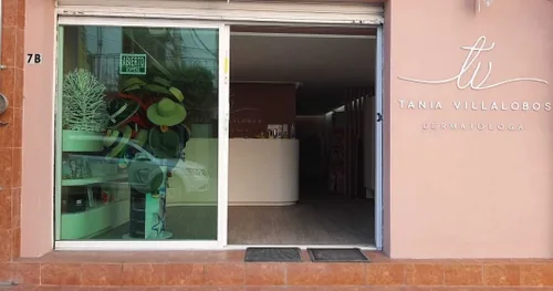 Dra. Tania Villalobos Romero, Dermatólogo, transplante capilar en Iguala, Guerrero
